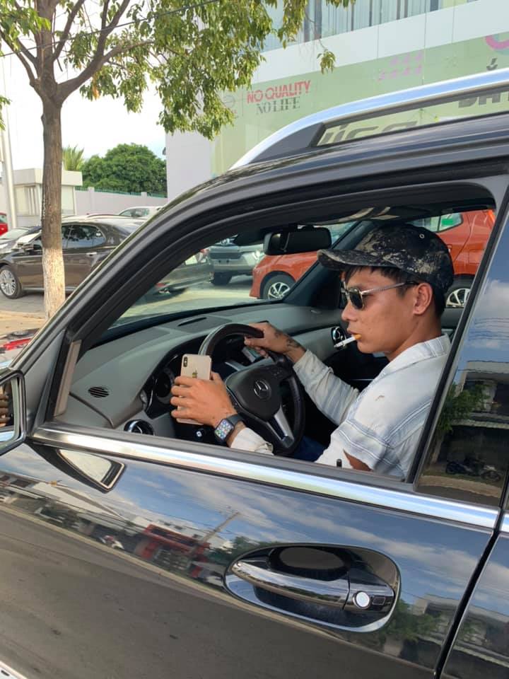 YouTuber là phụ hồ nghèo nhất VN bất ngờ xây nhà, lên đời chỉ sau nửa năm hình ảnh 5 youtuber la phu ho ngheo nhat vn bat ngo xay nha, len doi chi sau nua nam hinh anh 5