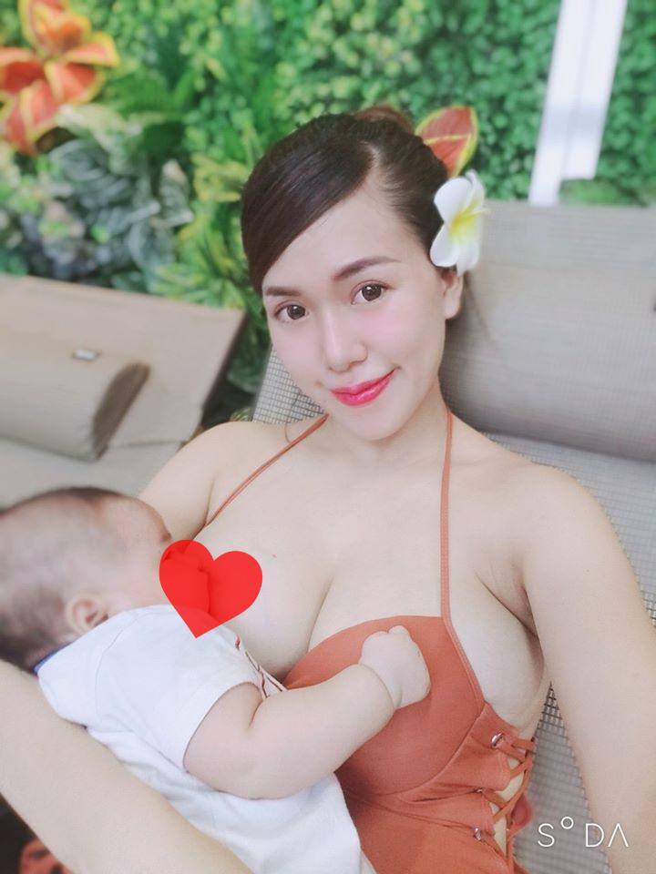Hot mom "siêu vòng 1" gây sốt khi đăng ảnh cho con bú giờ ra sao sau kết hôn? hình ảnh 2 hot mom "sieu vong 1" gay sot khi dang anh cho con bu gio ra sao sau ket hon? hinh anh 2