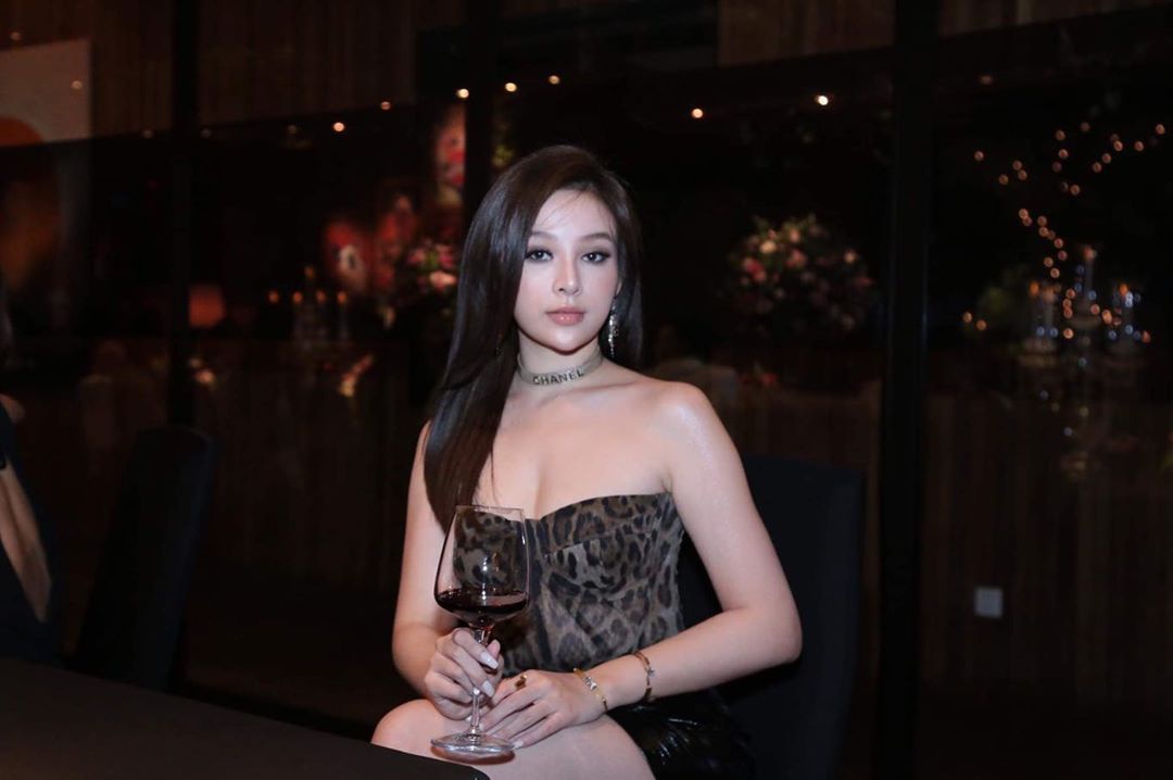 huyenbaby89_87322194_155390662107195_5133273738554484670_n-1 Hot girl Viet du lich, gap go ban be sau thoi gian dai 'o an' vi dich hinh anh 1 huyenbaby89_87322194_155390662107195_5133273738554484670_n.jpg