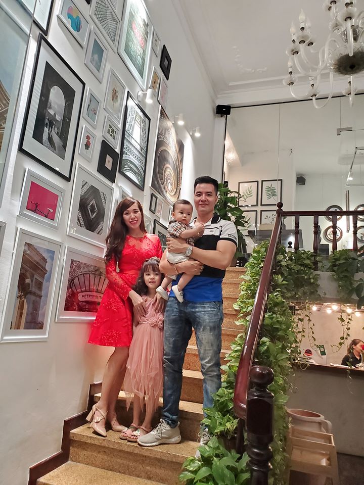 Hot mom "siêu vòng 1" gây sốt khi đăng ảnh cho con bú giờ ra sao sau kết hôn? hình ảnh 5 hot mom "sieu vong 1" gay sot khi dang anh cho con bu gio ra sao sau ket hon? hinh anh 5