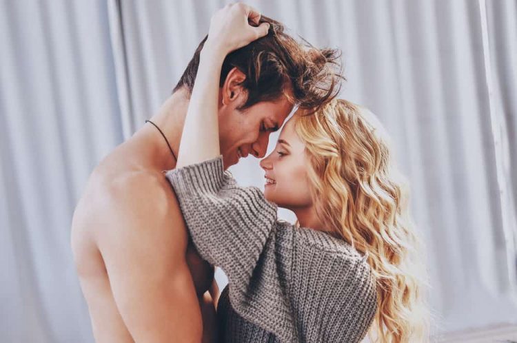 quan-he-voi-phu-nu-lon-tuoi-5-e1583305599845 Cô ấy có thể nổi loạn bất ngờ