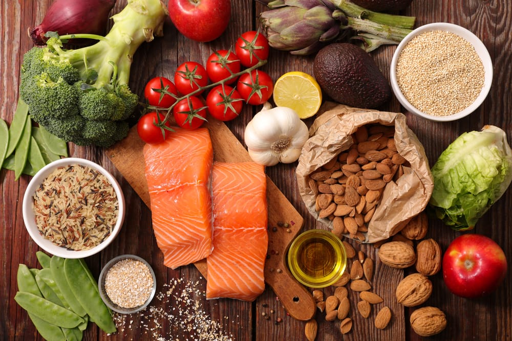 Nam giới nên lựa chọn những loại thực phẩm tốt cho sức khỏe và tăng chất lượng tinh trùng. Ảnh: Shutterstock